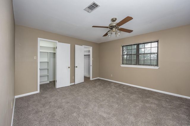 8 Kings Mountain Court, Little Rock, AR 72211