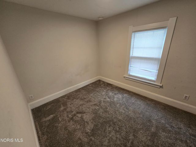 1318 N Superior Street, Toledo, OH 43604