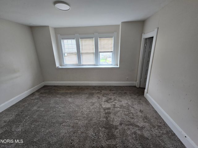 1318 N Superior Street, Toledo, OH 43604