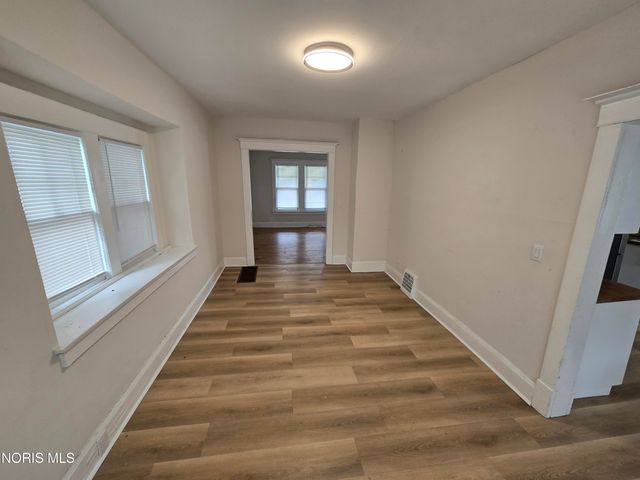 1318 N Superior Street, Toledo, OH 43604