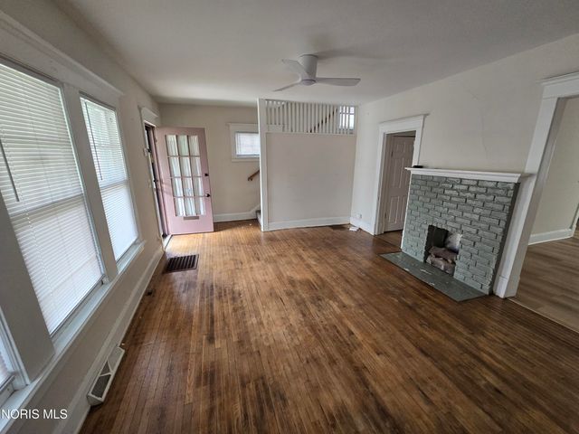 1318 N Superior Street, Toledo, OH 43604