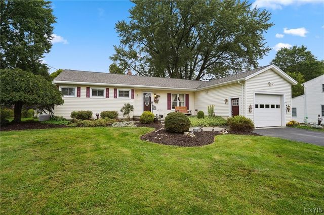 7323 Manlius Center Road, Manlius, NY 13057