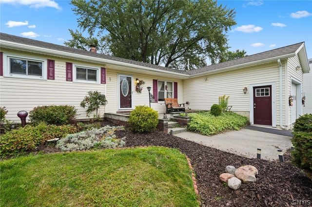 7323 Manlius Center Road, Manlius, NY 13057