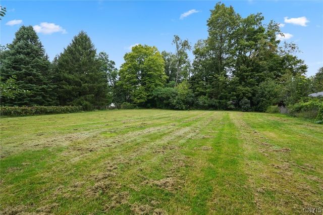 7323 Manlius Center Road, Manlius, NY 13057