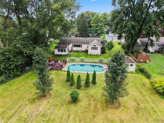 7323 Manlius Center Road, Manlius, NY 13057