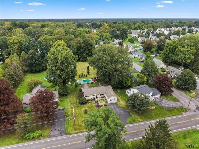 7323 Manlius Center Road, Manlius, NY 13057