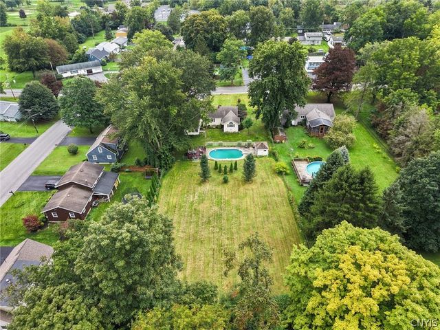 7323 Manlius Center Road, Manlius, NY 13057