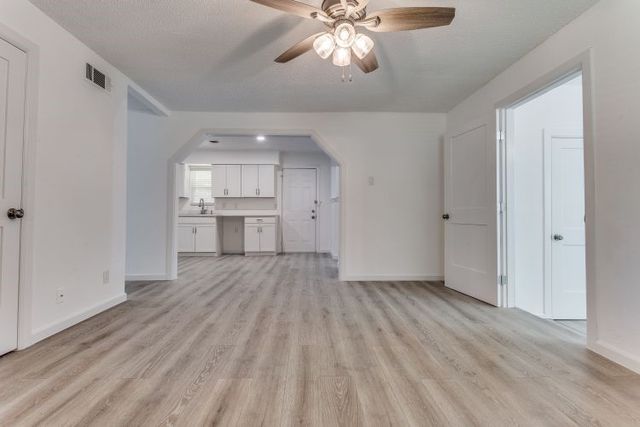 944 Old Orchard Road, Garland, TX 75041