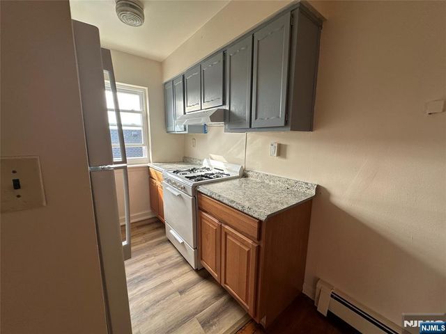 475 Grand Avenue 1C, Palisades Park, NJ 07650