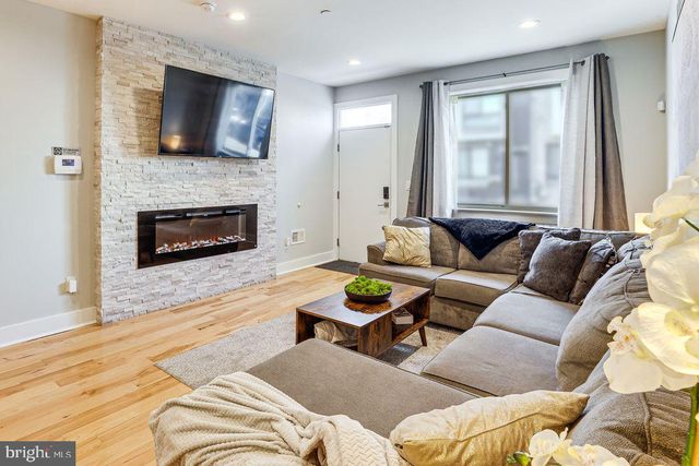 2545 N HOWARD ST, Philadelphia, PA 19133