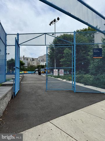 2545 N HOWARD ST, Philadelphia, PA 19133