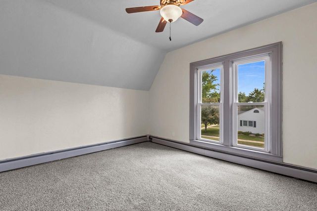 503 S SHAWANO STREET, New London, WI 54961