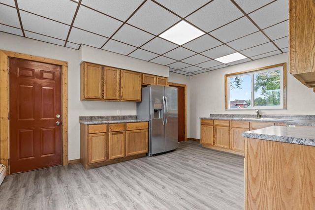 503 S SHAWANO STREET, New London, WI 54961