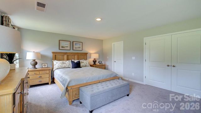 73 Ridgehaven Drive, Waynesville, NC 28786