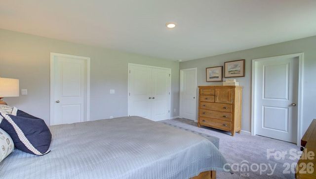 73 Ridgehaven Drive, Waynesville, NC 28786