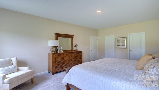 73 Ridgehaven Drive, Waynesville, NC 28786