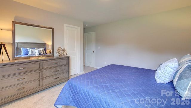 73 Ridgehaven Drive, Waynesville, NC 28786