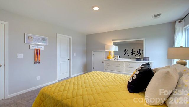73 Ridgehaven Drive, Waynesville, NC 28786