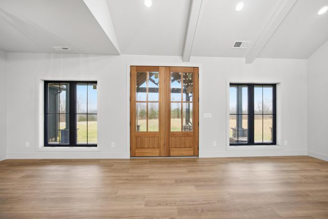 896 McAfee Lane, Salvisa, KY 40372