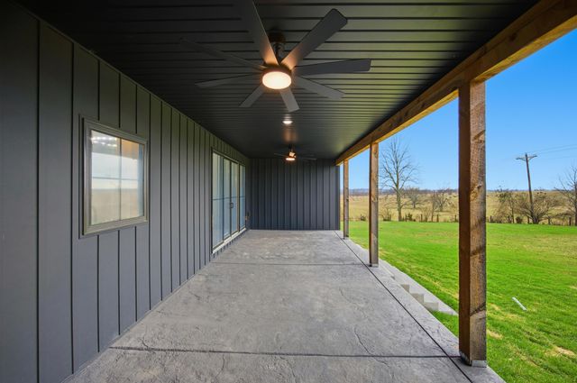 896 McAfee Lane, Salvisa, KY 40372