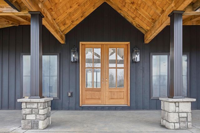 896 McAfee Lane, Salvisa, KY 40372