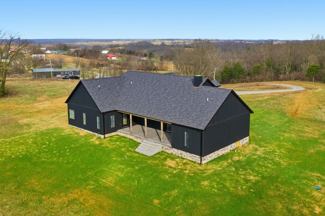 896 McAfee Lane, Salvisa, KY 40372