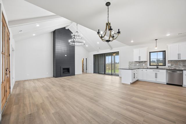 896 McAfee Lane, Salvisa, KY 40372