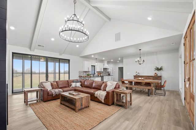 896 McAfee Lane, Salvisa, KY 40372