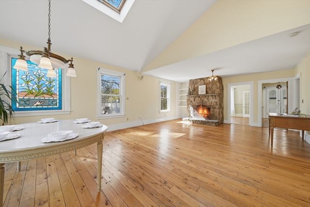 1547 Main St, Concord, MA 01742