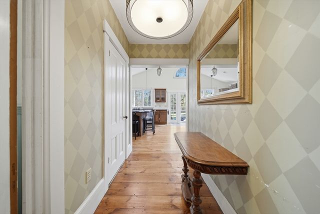 1547 Main St, Concord, MA 01742