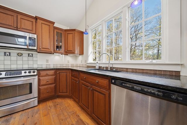 1547 Main St, Concord, MA 01742