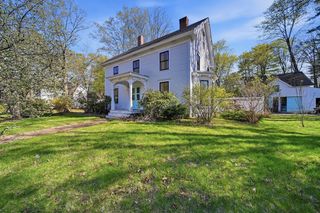 1547 Main St, Concord, MA 01742