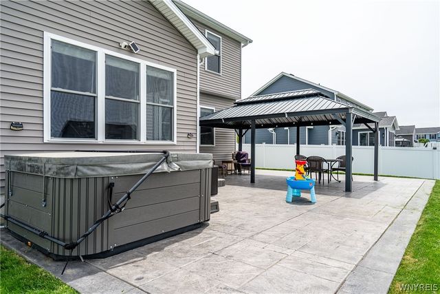 550 Pavement Road, Lancaster, NY 14086