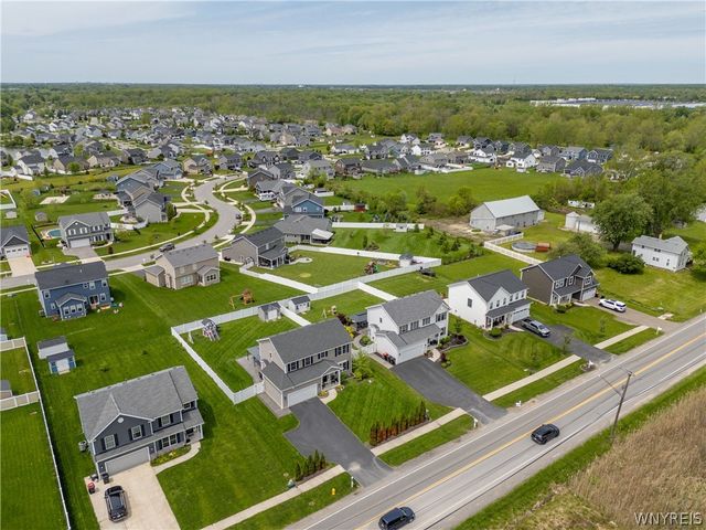 550 Pavement Road, Lancaster, NY 14086