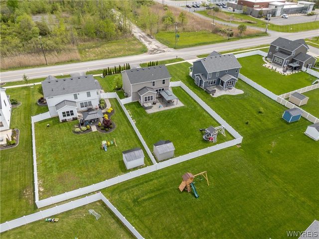 550 Pavement Road, Lancaster, NY 14086
