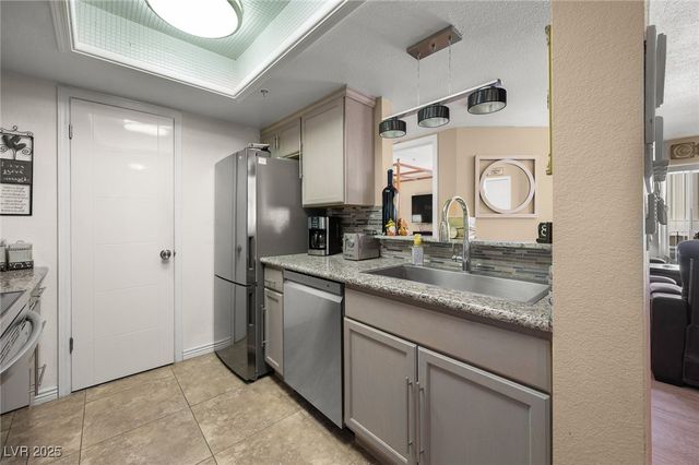 3550 Bay Sands Drive 1070, Laughlin, NV 89029