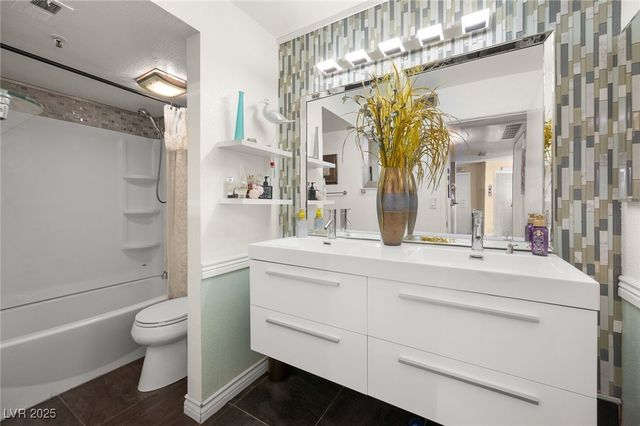 3550 Bay Sands Drive 1070, Laughlin, NV 89029