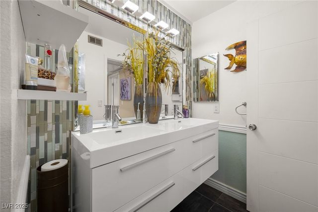 3550 Bay Sands Drive 1070, Laughlin, NV 89029