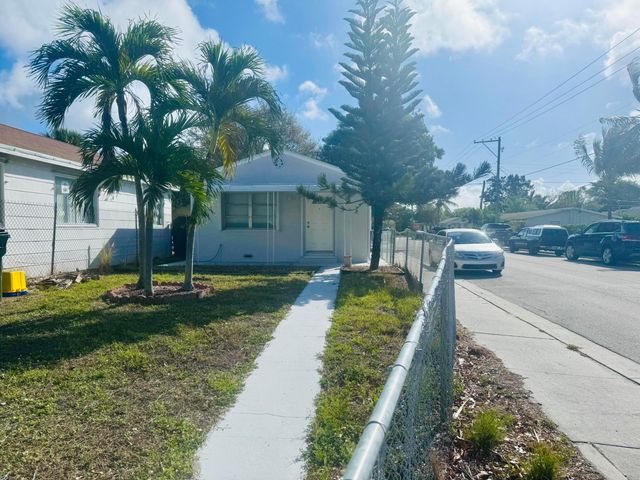 602 N D Street, Lake Worth Beach, FL 33460