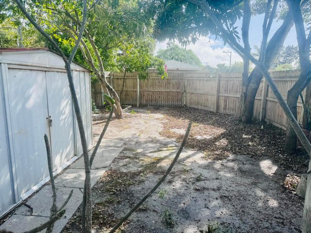 602 N D Street, Lake Worth Beach, FL 33460