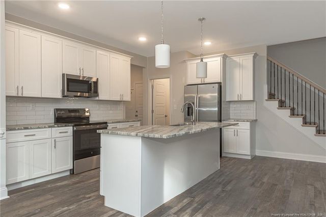 533 Walking Lane, Fayetteville, NC 28311