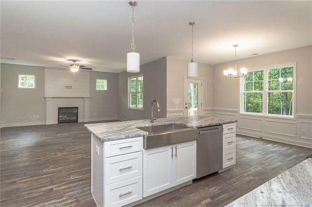 533 Walking Lane, Fayetteville, NC 28311