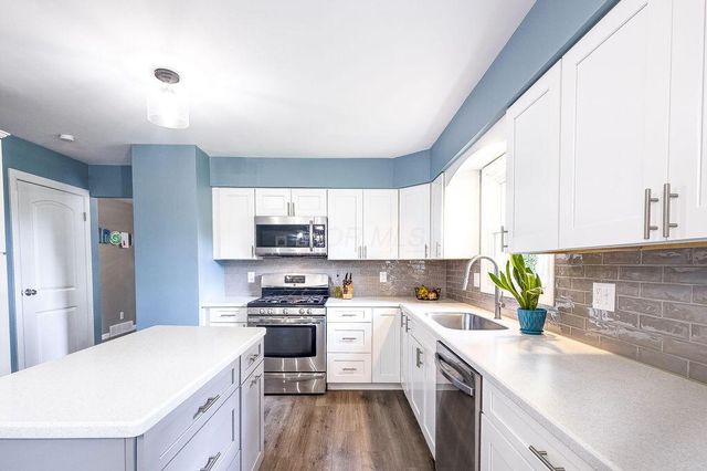 130 Cottswold Drive, Delaware, OH 43015