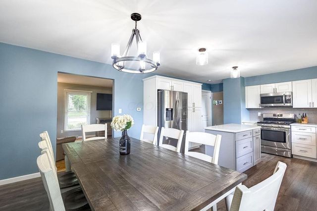 130 Cottswold Drive, Delaware, OH 43015