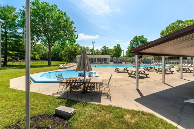 130 Cottswold Drive, Delaware, OH 43015