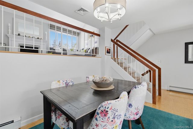 10 Bayberry Lane, Rye Brook, NY 10573