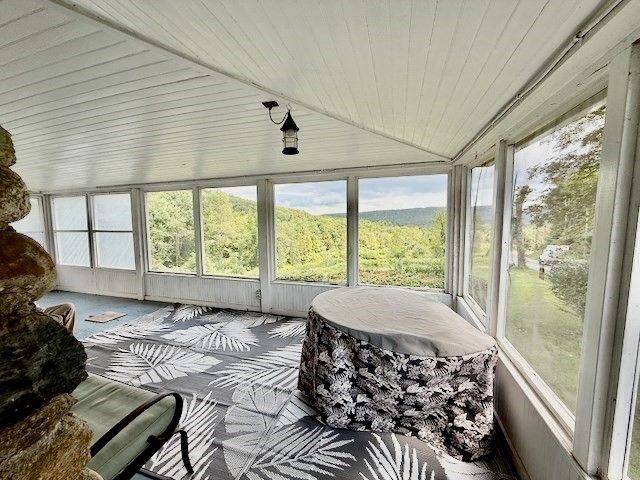604 Main Road, Granville, MA 01034