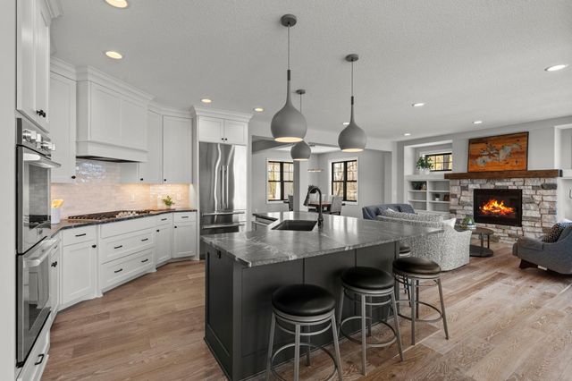 4215 Halsteads Bay Lane, Excelsior, MN 55331