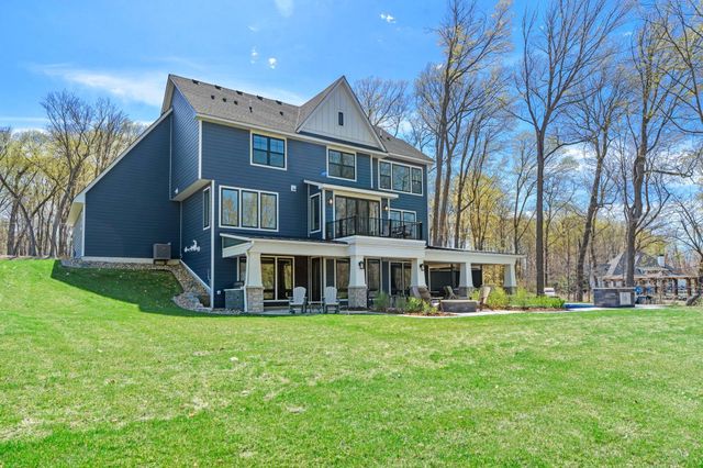 4215 Halsteads Bay Lane, Excelsior, MN 55331