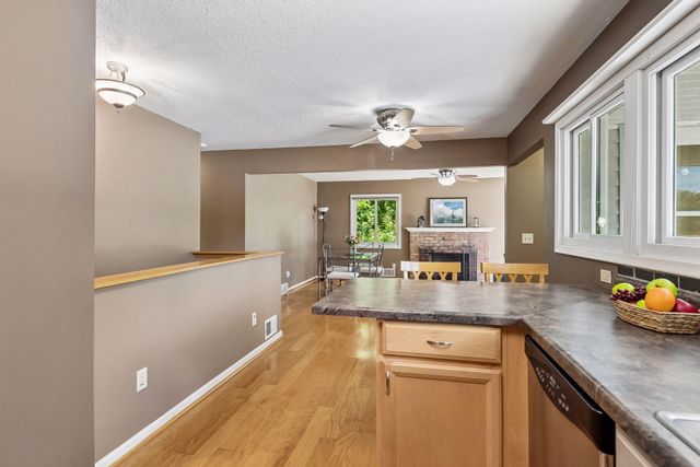 5616 W 78th Street, Edina, MN 55439